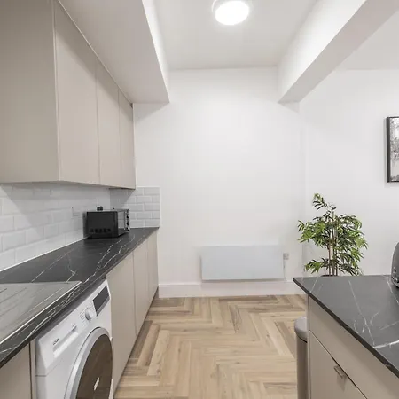 Boutique City Retreat Perfect For Business & Families With Free Gym By The Pocklington - The Filbert Suite Leicester Exterior photo