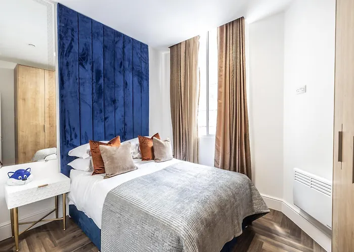 Boutique City Retreat Perfect For Business & Families With Free Gym By The Pocklington - The Filbert Suite